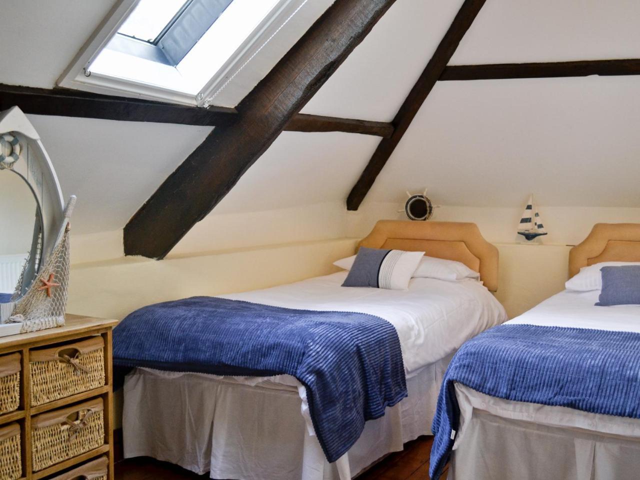 Fordbrook Cottage Brixton  Esterno foto